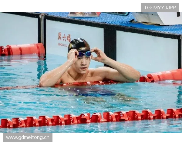 潘展乐今天又在训练场练到忘我了，工资条估计看了都想哭吧？